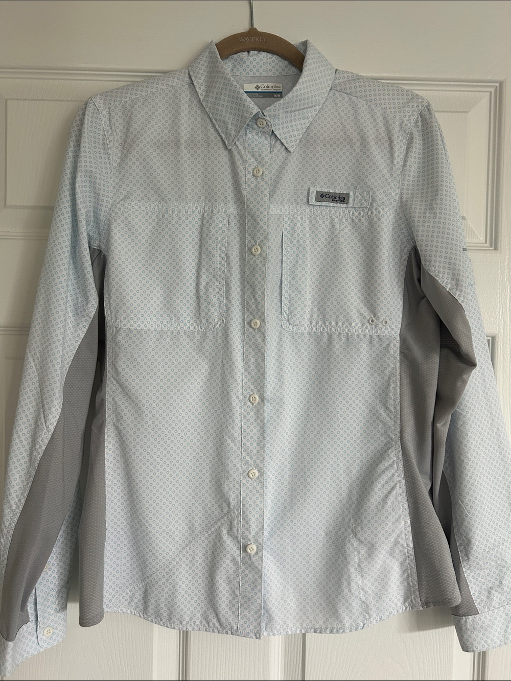Columbia Light Blue and Gray Outdoor Button-Up Shirt